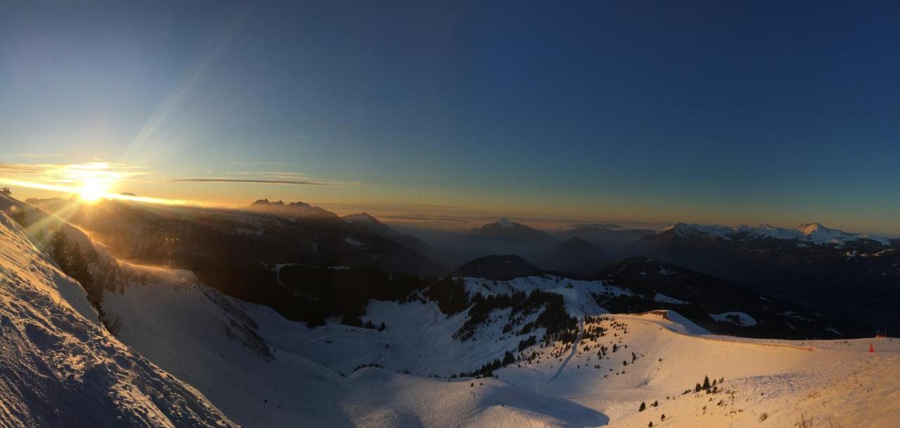 Chalet*** Au Pied D'Une Prairie Face A La Montagne Sixt 外观 照片